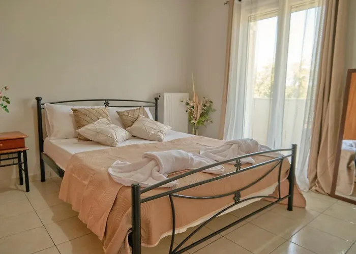 Morfis Getaway Apartment